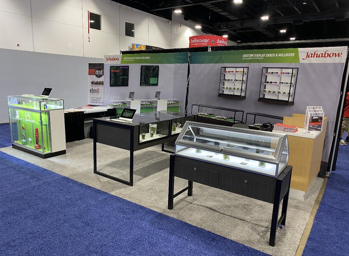 Jahabow's tweet photo. We’re at @canna_con! make sure to come visit our Booth #502 to come see our High-Quality Cannabis Display Cases!

#Denver #CannaCon #Cannabis https://t.co/Bg2spsXslO