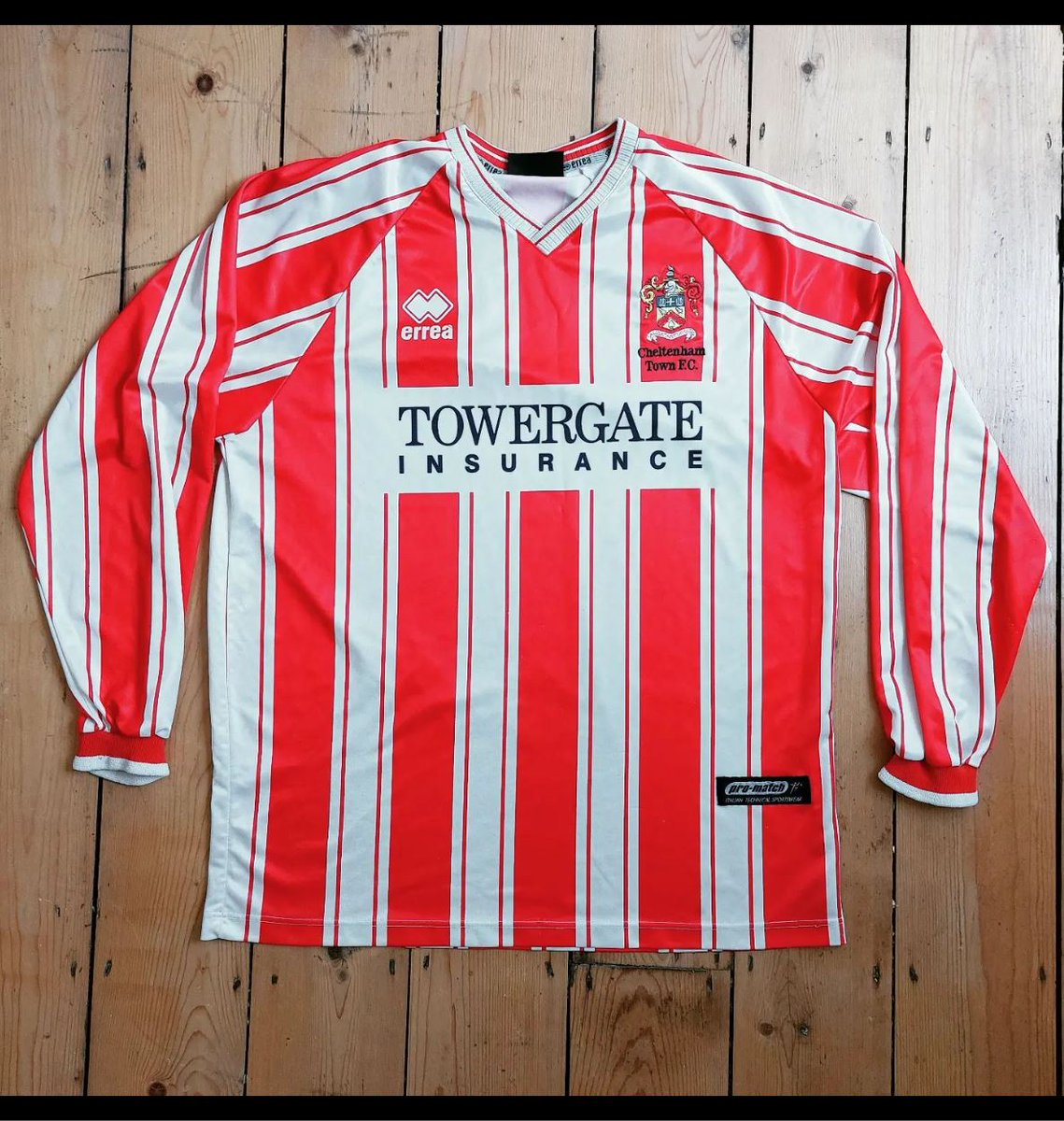 robinstrust's tweet photo. My (@jaimiewh ) first shirt.
#cheltenhamtown #ctfc #errea #robinstrust #robinsretro #retrorobins #footballshirts #footballshirt #footballshirtculture #footballshirtdesign #towergate https://t.co/2bgYJne1XK