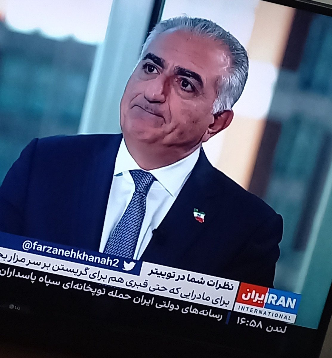 armyourkv's tweet photo. بچه‌ها ایشون خیلی زرنگه-
اومده اینترنشنال بعد یه جمله از حرفایی که میزنه از خودش نیست..
همرو از توییتر برداشته:|

#مهسا_امینی #MahsaAmini https://t.co/yvVGiureXS