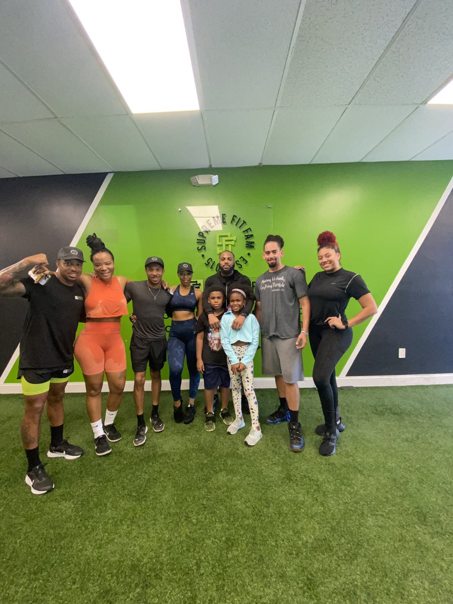 EduFloInc's tweet photo. Today we collaborated with @SupremeFitFam on their SupremeFit Bootcamp and @OfficialBookDGF to offer a giveaway.
This collab was done successfully while promoting a balance of health and wealth!
#BookDGF #GetRightOrGetLeft #SupremeFit #Photoshoot #SoFlo #Health #Wealth https://t.co/HNGgeH7zaA
