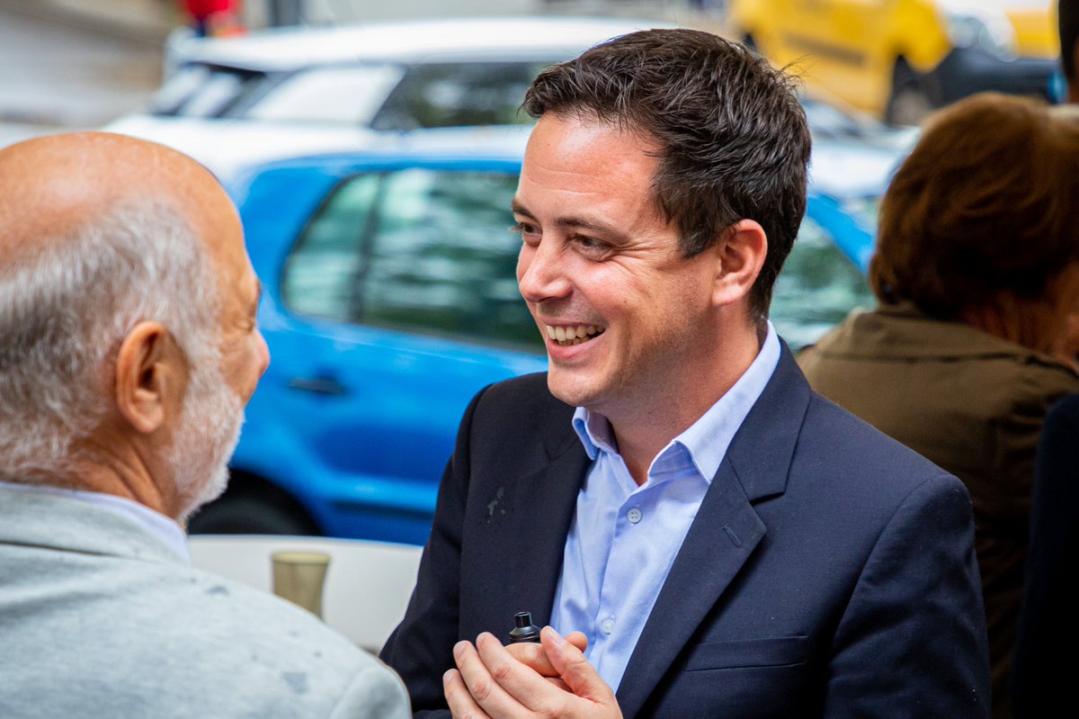 YoannGillet30's tweet photo. Inauguration pluvieuse, inauguration heureuse 😉

J’ai inauguré, ce midi, ma permanence parlementaire à Beaucaire aux côtés de M. le Maire @jsanchez_rn et de mes collègues @BaubryR et E. Tache de la Pagerie.

 Merci à tous 🙏 https://t.co/dpRGE0muxf