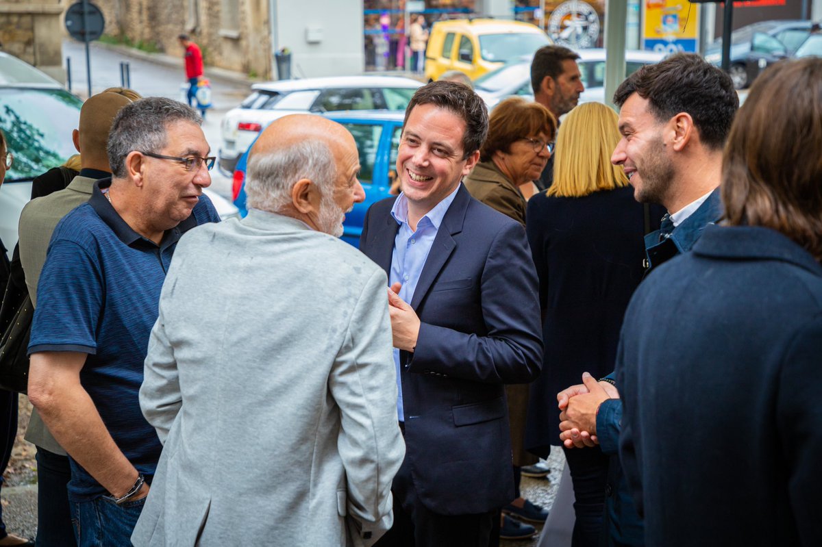 YoannGillet30's tweet photo. Inauguration pluvieuse, inauguration heureuse 😉

J’ai inauguré, ce midi, ma permanence parlementaire à Beaucaire aux côtés de M. le Maire @jsanchez_rn et de mes collègues @BaubryR et E. Tache de la Pagerie.

 Merci à tous 🙏 https://t.co/dpRGE0muxf