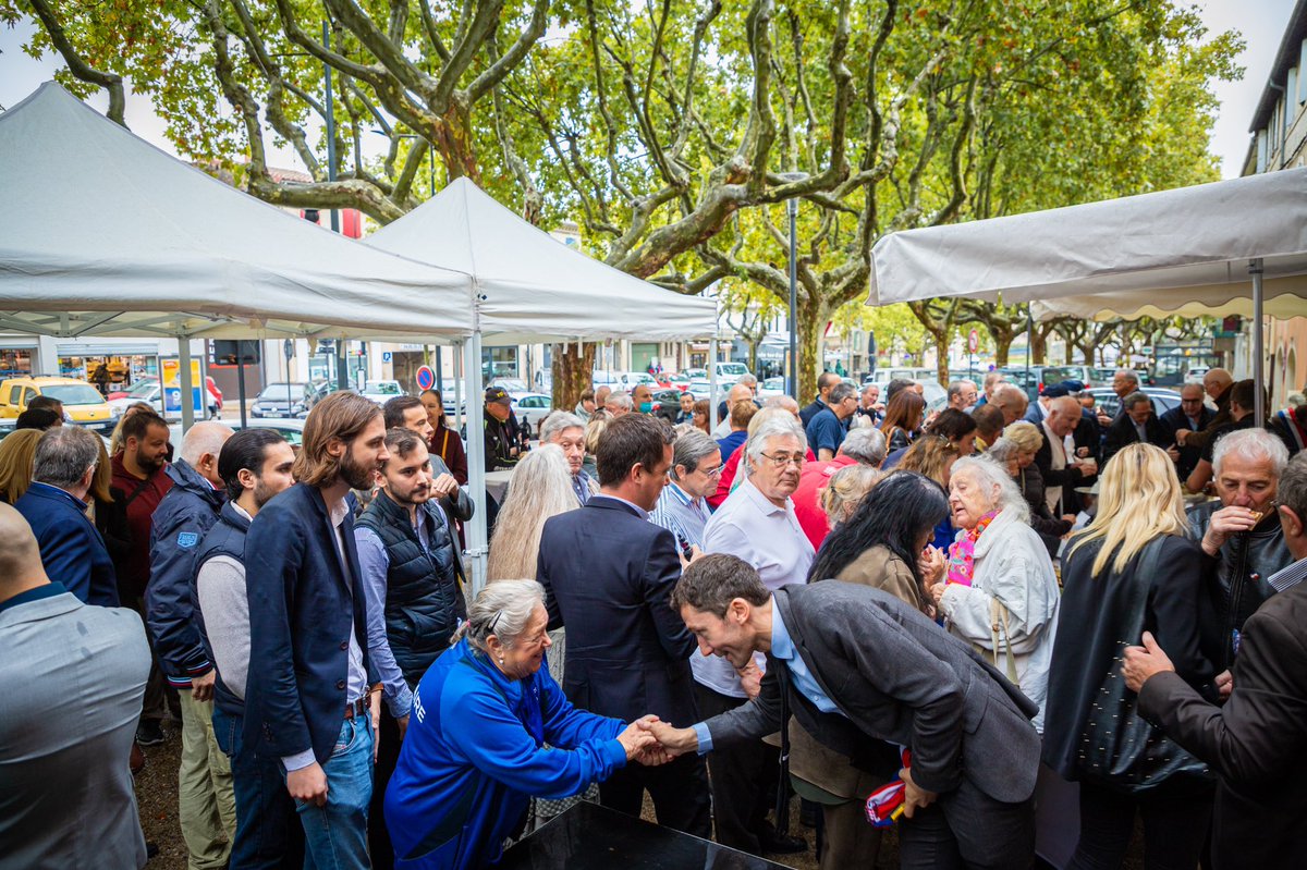 YoannGillet30's tweet photo. Inauguration pluvieuse, inauguration heureuse 😉

J’ai inauguré, ce midi, ma permanence parlementaire à Beaucaire aux côtés de M. le Maire @jsanchez_rn et de mes collègues @BaubryR et E. Tache de la Pagerie.

 Merci à tous 🙏 https://t.co/dpRGE0muxf
