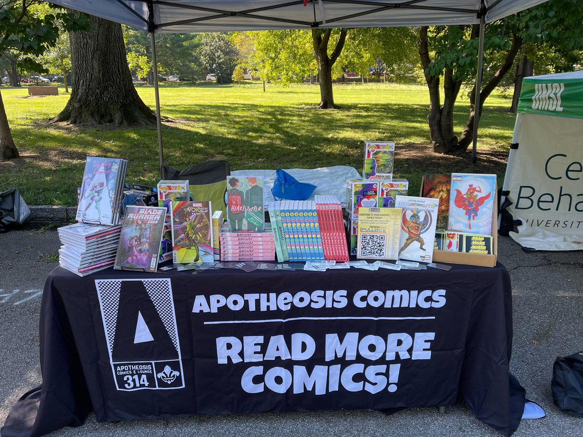 ASTLComics's tweet photo. We're set up at Tower Grove Pride and waiting for you to grab some Queer Qomics and talk nerd stuff! 
 #towergrovepride https://t.co/uuUmDnDgxu