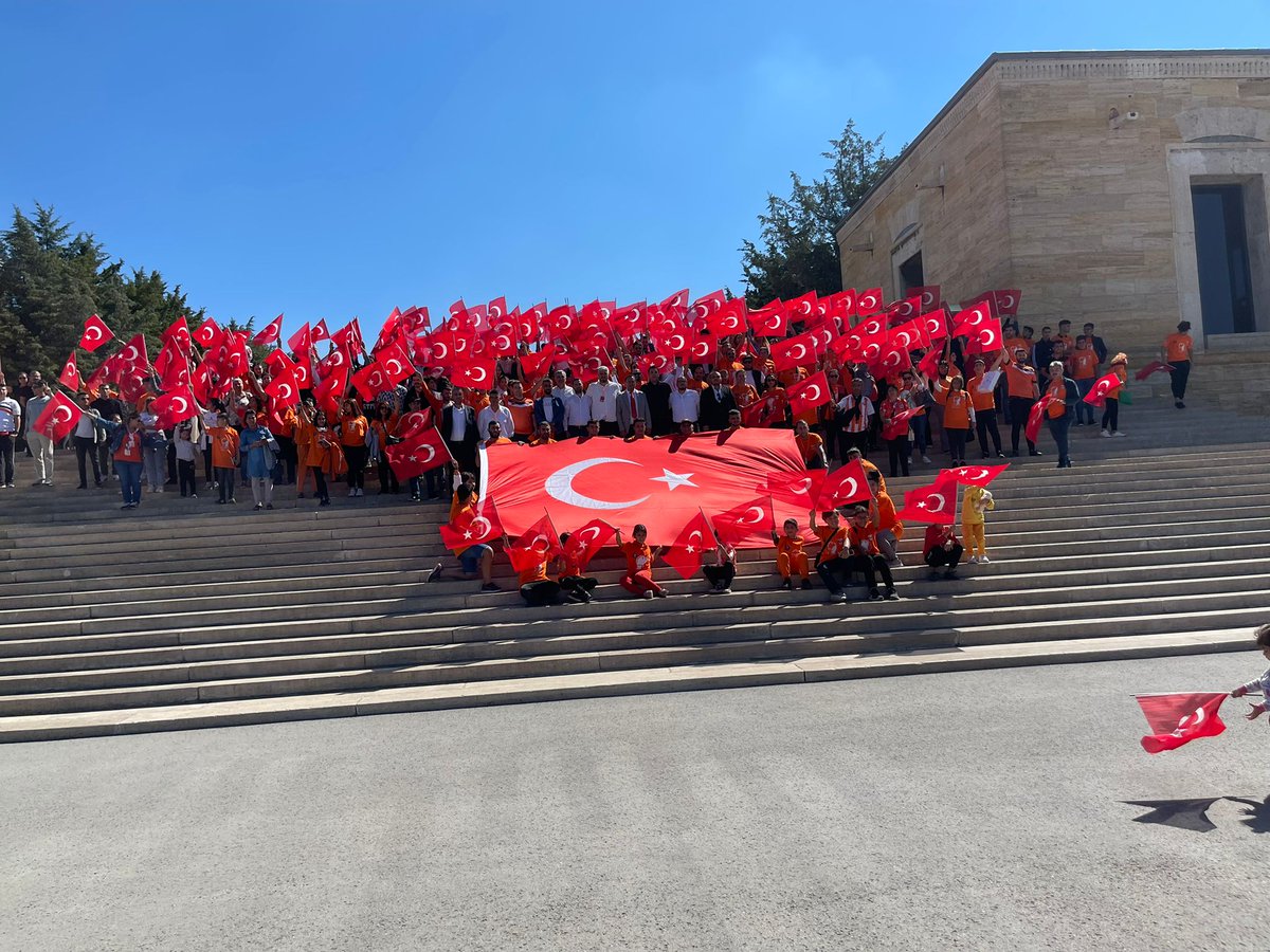 Sana geldik Atam! 🧡

#Atatürk
#Adanaspor