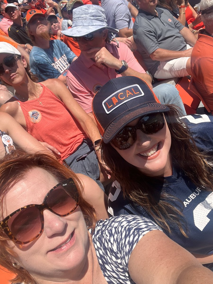 crowchristy's tweet photo. It’s warm but we’re faithful! #WarEagle https://t.co/YEms3YGXrt
