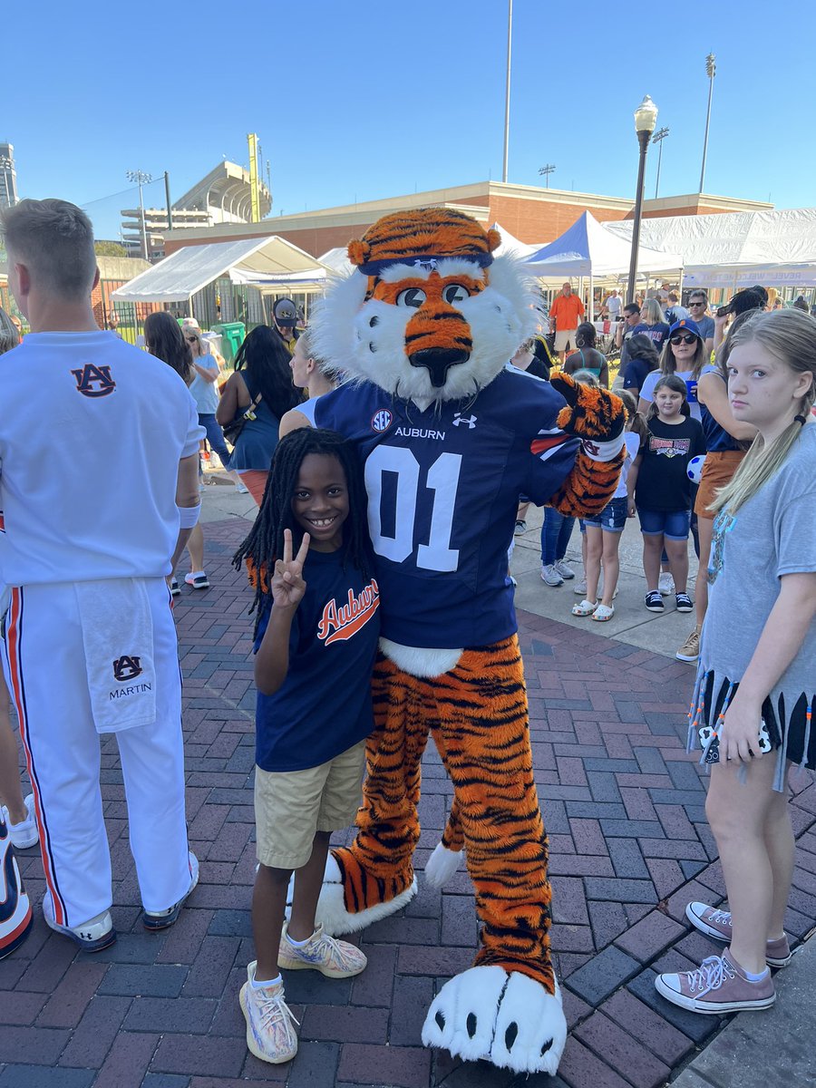 2PAC WITOUT A 6PAC tweet media