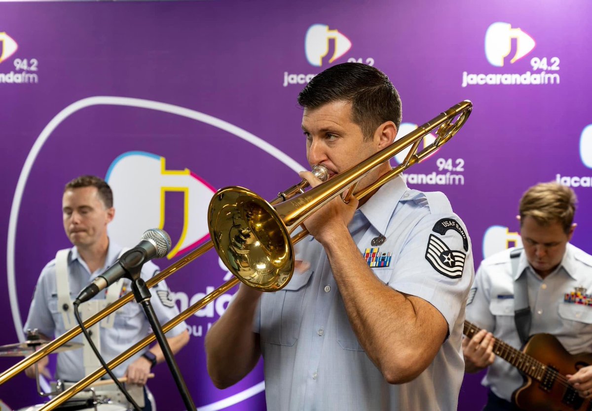 HQUSAFEAFAF's tweet photo. The @USAFEBAND performed on the @jacarandafm radio station in #SouthAfrica during the American music morning. The band showcased their love of music and invited the local community out to the Africa Aerospace &amp; Defence Exhibition 2022 held at Waterkloof AFB. @usairforce https://t.co/G0HL9NYU9X
