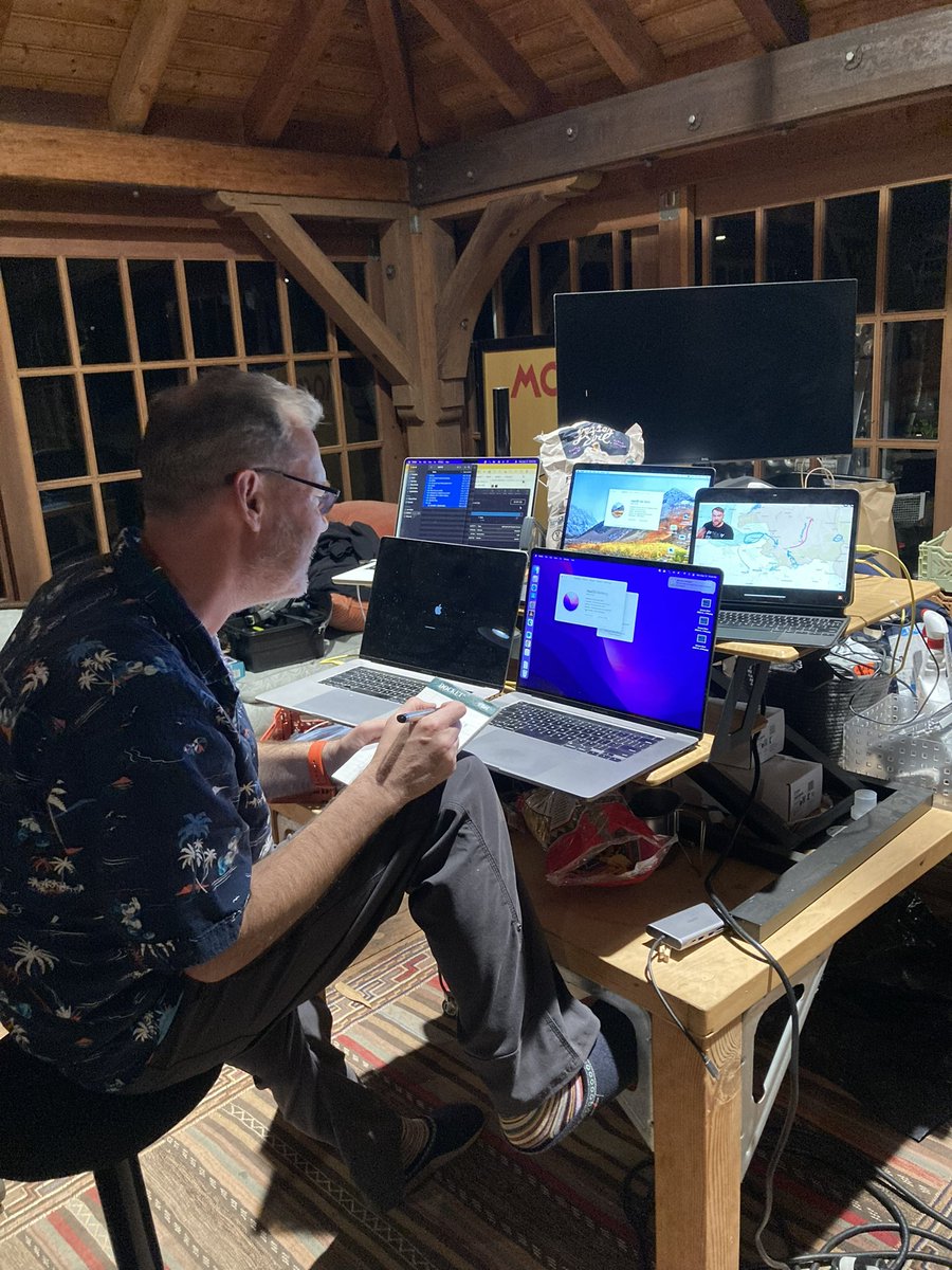 seesharp's tweet photo. Last weekend working late to fix my neighbor’s Mac so he could finish editing this 510 skate masterpiece. fsck baby.
And it just hit THRASHER! Congrats James Jordan! https://t.co/bQDQ6szZvi #squang https://t.co/Vsj131zl6t