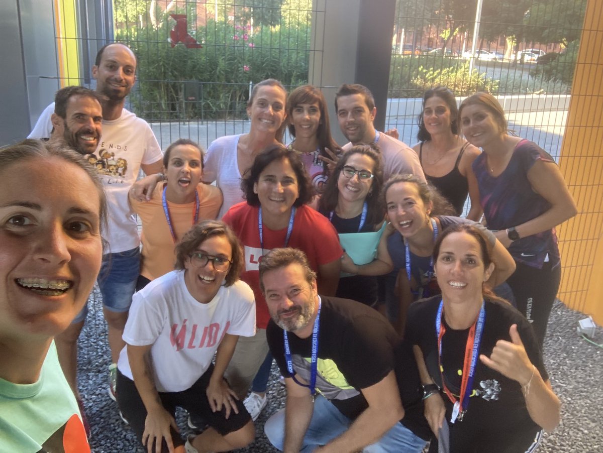TOKIO! TOKIO! TOKIO!! ¡Equipazo! 

#lacasadepapEF #CIEF22
