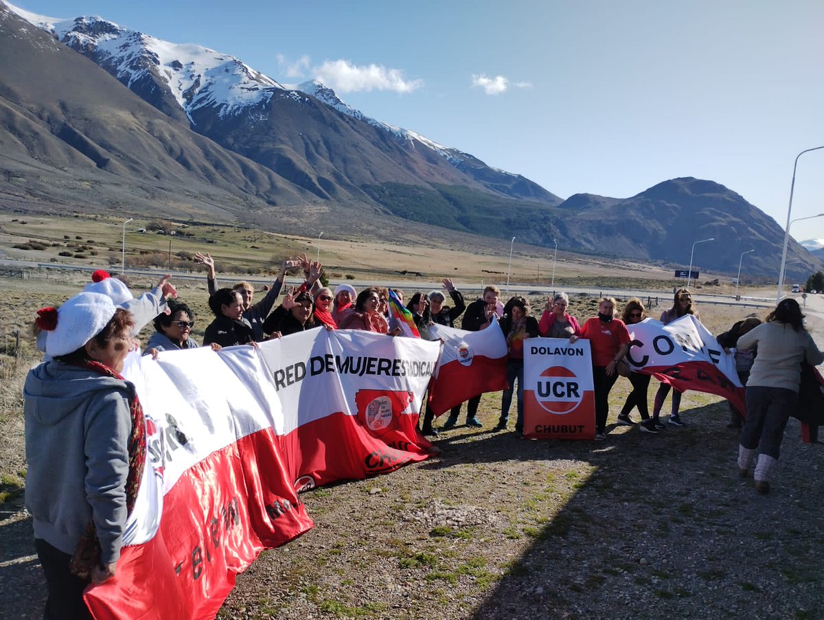 aiduiriarte's tweet photo. La Red De Mujeres Radicales de Chubut presente en el #ENMR #Bariloche https://t.co/IKkTAblca1