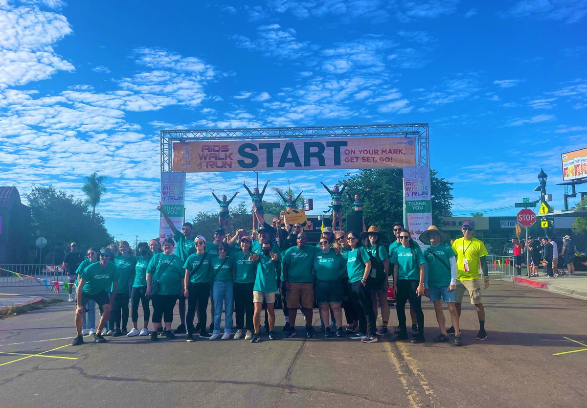 LGBTCenter's tweet photo. 👟👠 Some of our amazing volunteers at the starting line - ready to keep our walkers and runners safe on the route! #AWSD #AIDSWalkSD https://t.co/u2ZmZq2QjC