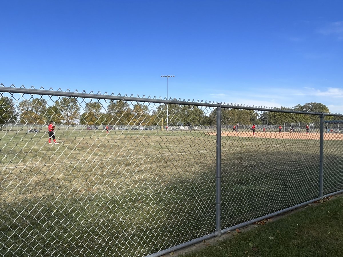 Beautiful day for some fall softball Go Raiders🥎🥎