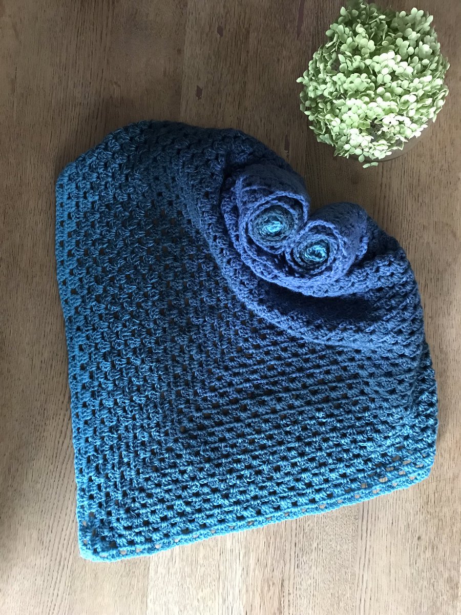 realityglimpses's tweet photo. I tak sobie gadamy i się wzięła i skończyła…🧶
#crochetTeam #crochetScarf #chusta #yarnstoriesbe https://t.co/jbGXQyB3zn