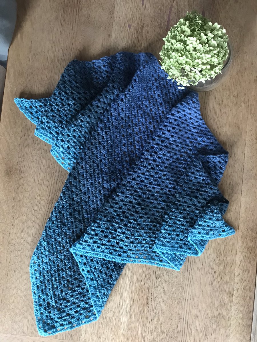 realityglimpses's tweet photo. I tak sobie gadamy i się wzięła i skończyła…🧶
#crochetTeam #crochetScarf #chusta #yarnstoriesbe https://t.co/jbGXQyB3zn