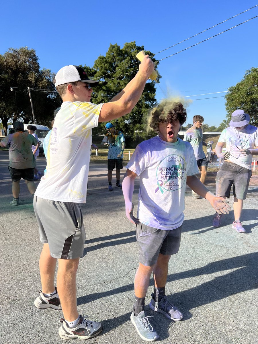 FootballKingman's tweet photo. This group moved to 4-0 last night then woke up early to help with the Suicide awareness and prevention color run. Proud is an understatement. #FTA https://t.co/mudYr8lpd0