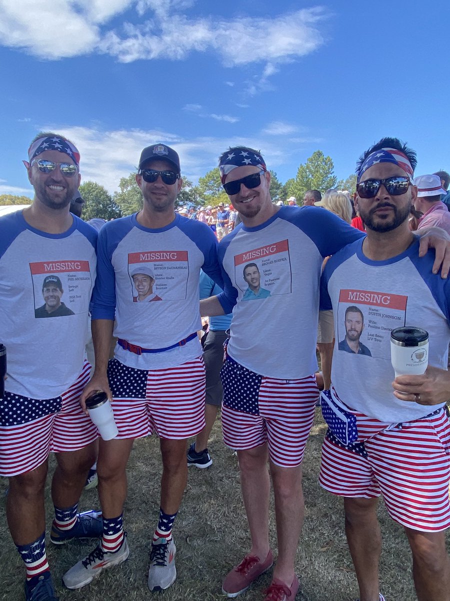 Daniel_Rapaport's tweet photo. We have found our Outfits of the Week. https://t.co/O7KmOqu9Dr