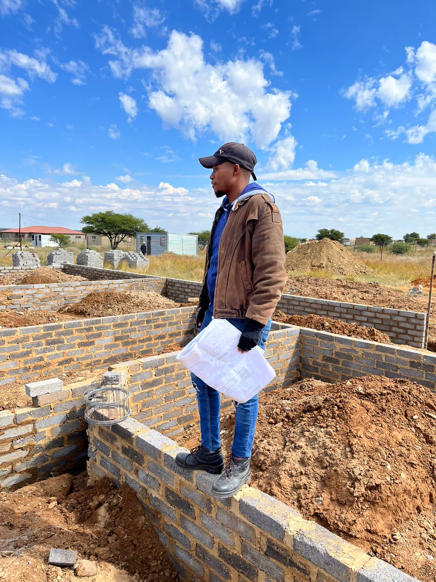 KSenyang777's tweet photo. Site visits 🦺🏚 https://t.co/vfnECwwign