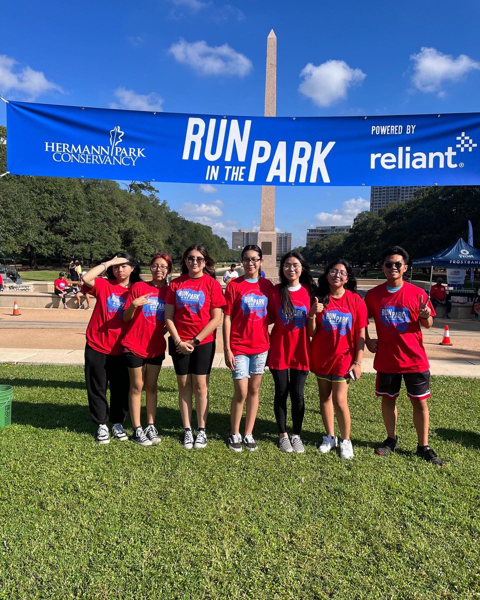 LobosInteract's tweet photo. Woohoo! Run in the Park was so much fun! It was exciting to see many kids participating 😆 https://t.co/sbr70scAPR