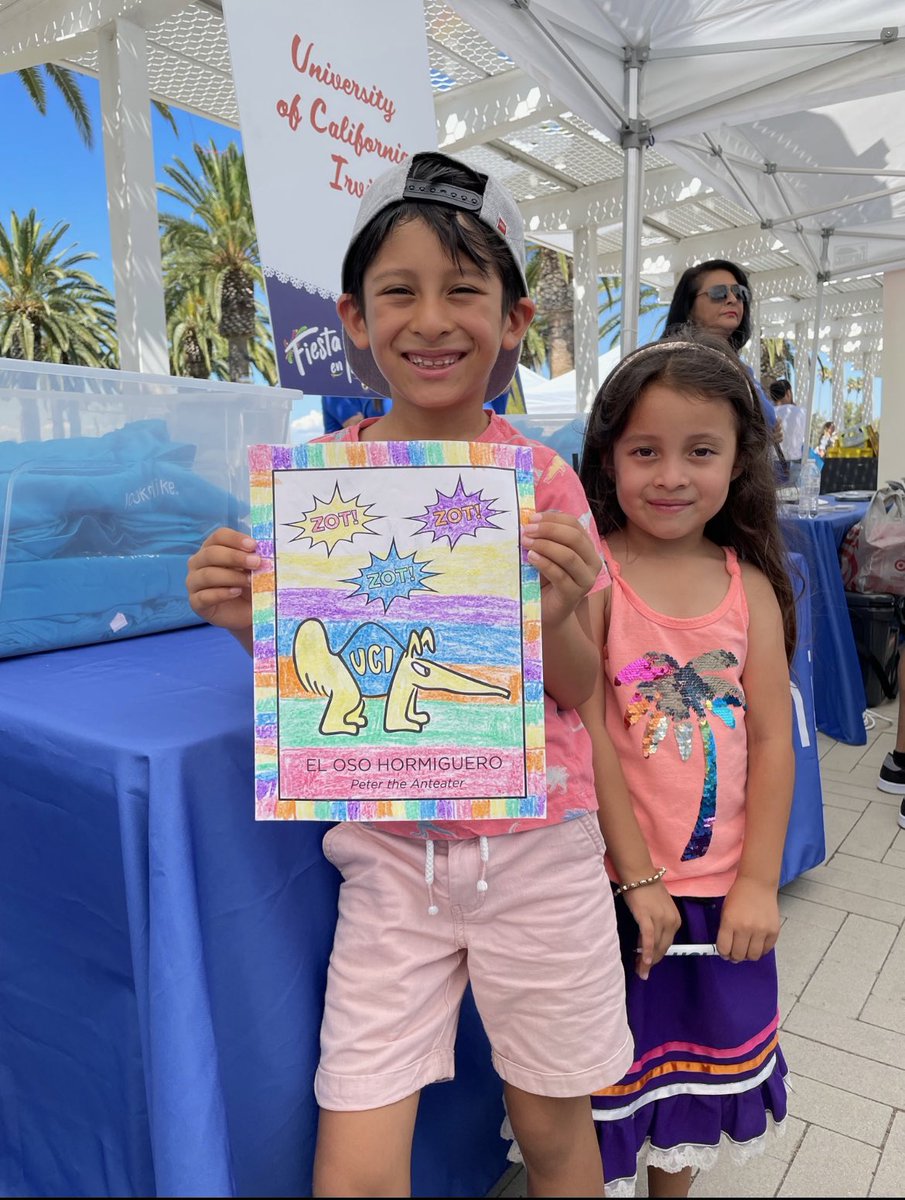 UCIrvine's tweet image. Thank you to everyone who stopped by to celebrate Fiesta Latina en Irvine with UCI &amp;amp; @City_of_Irvine. The celebration of #HispanicHeritageMonth featured food, music, education and Peter the Anteater Loteria pages! 💙💛🐜🍽