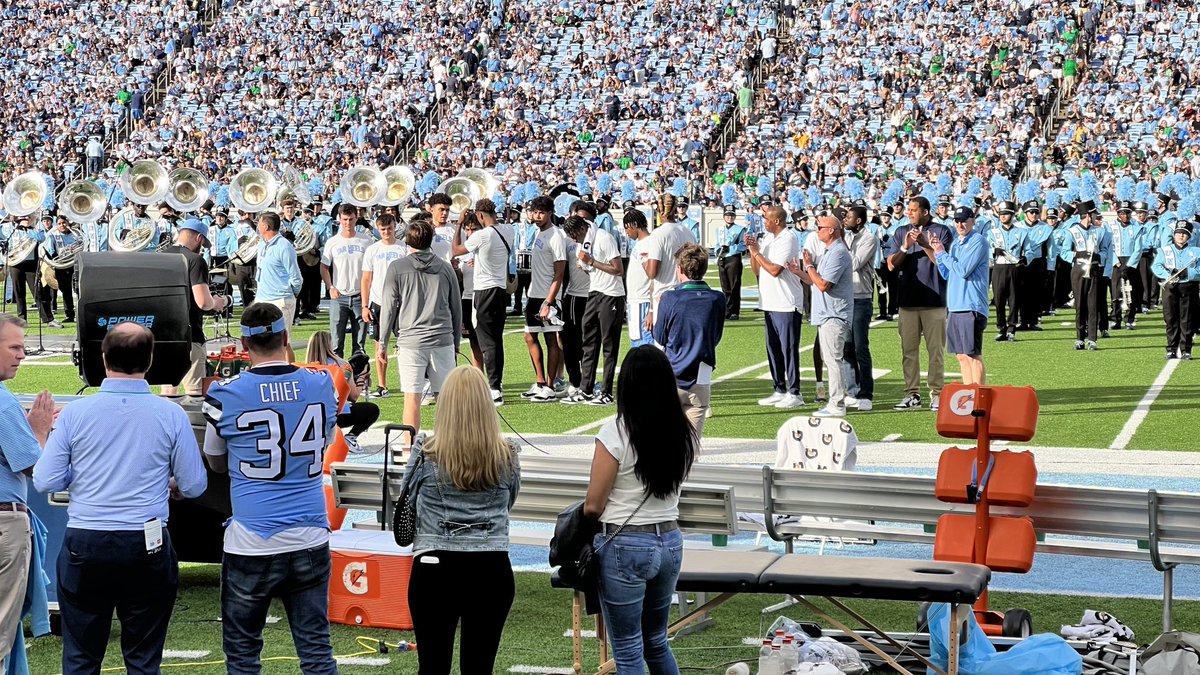 The Chief, Eric Church looks good in Carolina Blue. Just wish he would have grabbed the mic and belted one out!