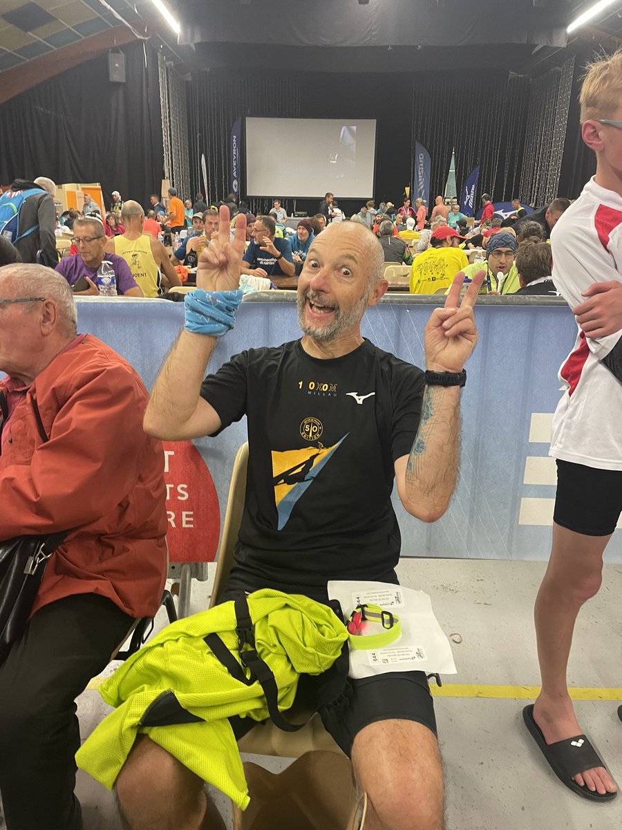 bernardmaury's tweet photo. #100kmMillau C’est fait !! Avec un temps de 13h20 !
#UltraAmateur #Ultrafond #running https://t.co/Cd6Gs80mkD