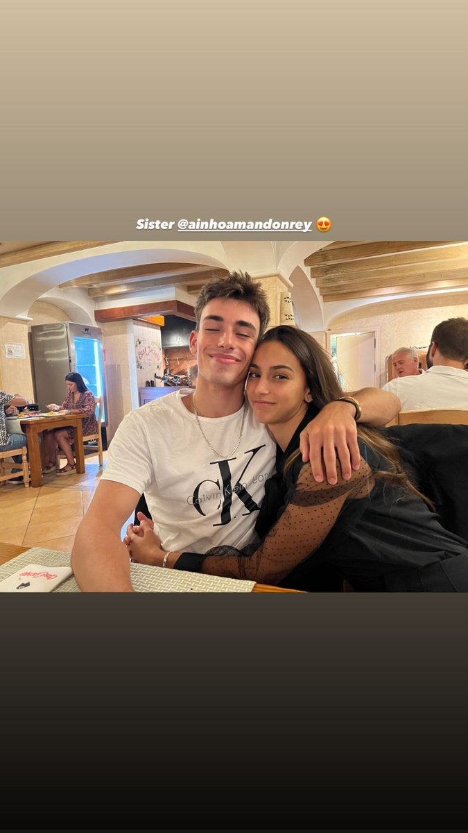 PortalAlexbra's tweet photo. Irmãos juntos ❤️

@alextopdancer | Instagram Stories https://t.co/3nBG8QEArf