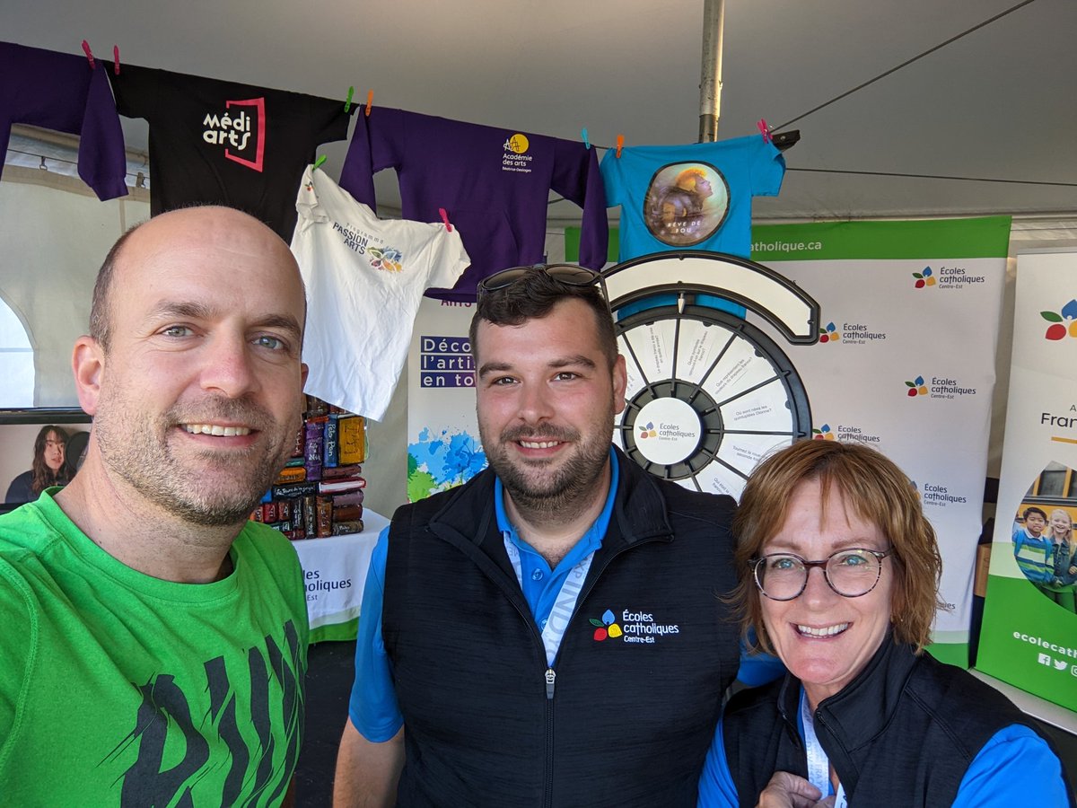 Venez nous voir au kiosque du <a href="/ecolecatholique/">CECCE</a> au #FFO #ONFR aujourd'hui!