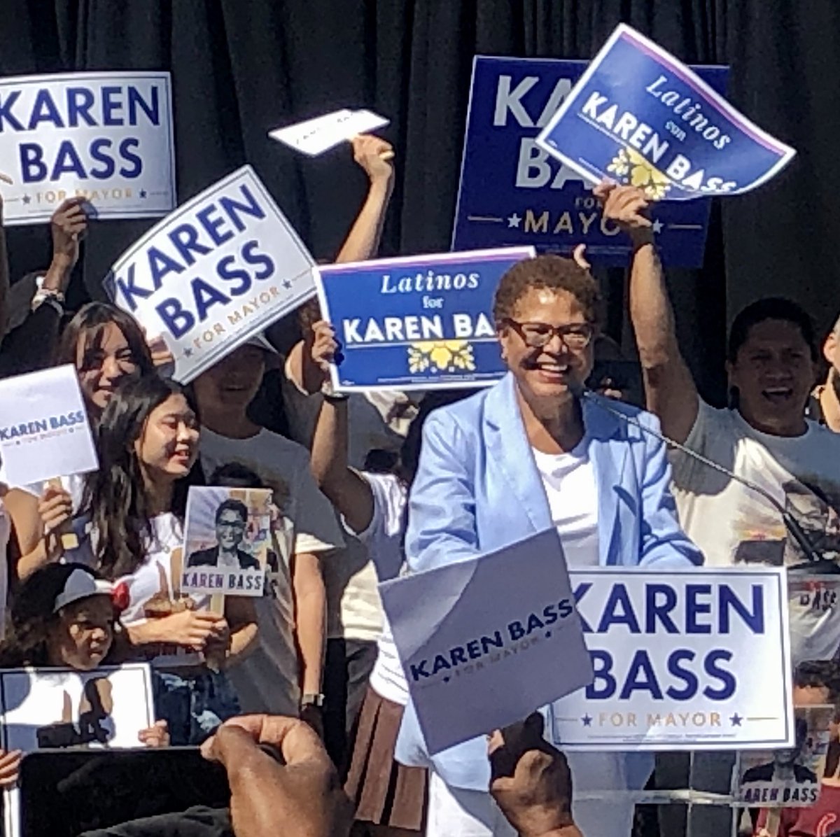 HeartLADems's tweet photo. HLA was out in force in support of @KarenBassLA - our next Mayor of Los Angeles! Join us to #GOTV and make herstory at City Hall! #KB4LA https://t.co/hC5MRuN0MU
