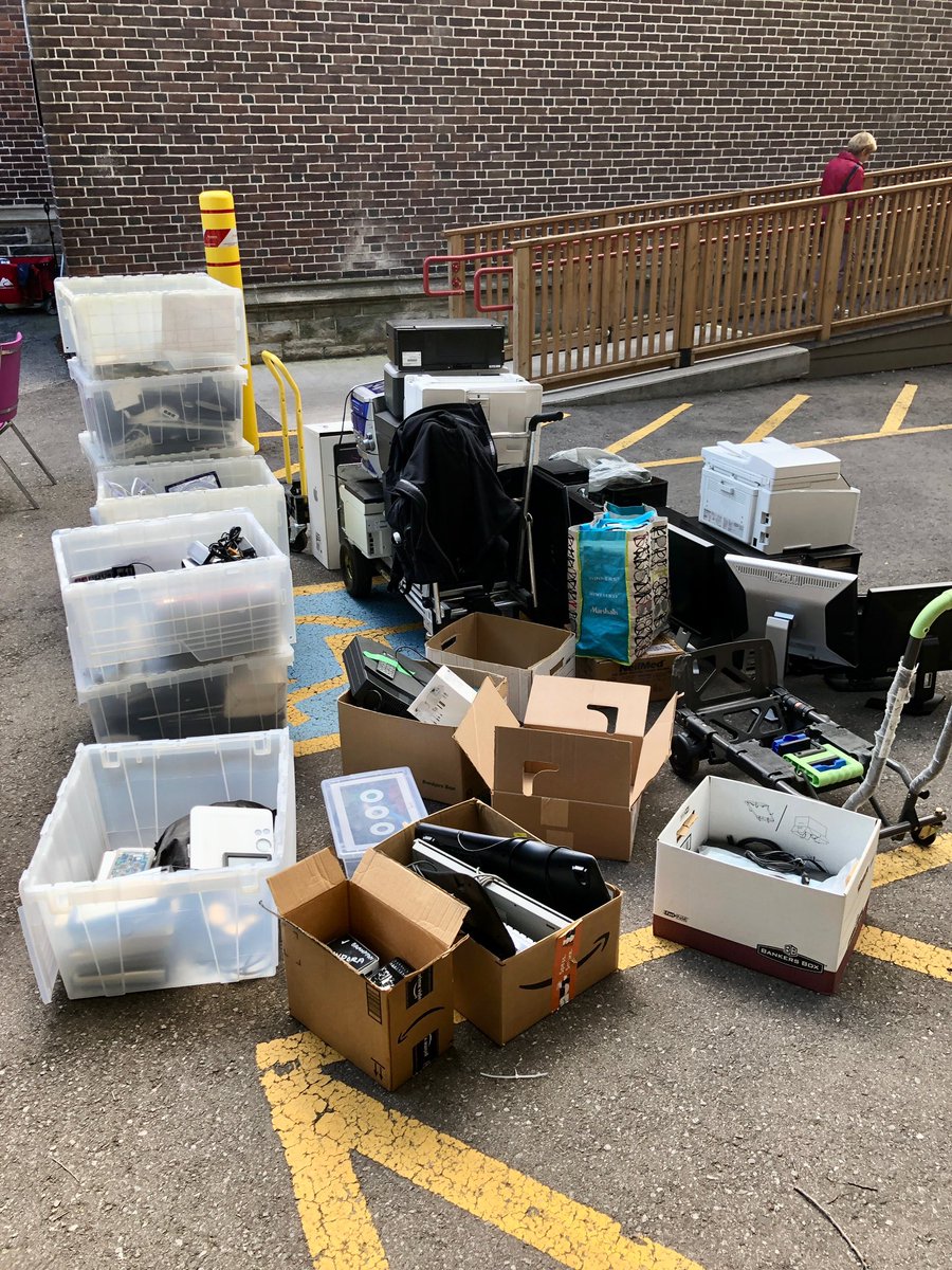 RyanFukunaga's tweet photo. Thank you to everyone who donated their tech to @FreeGeekToronto during the Roncy Reduces event today. Our volunteers had a great time seeing all the neat stuff. If you missed this event, tech can be drop-off Fri &amp; Sat at our shop. https://t.co/bTNjQVJKha