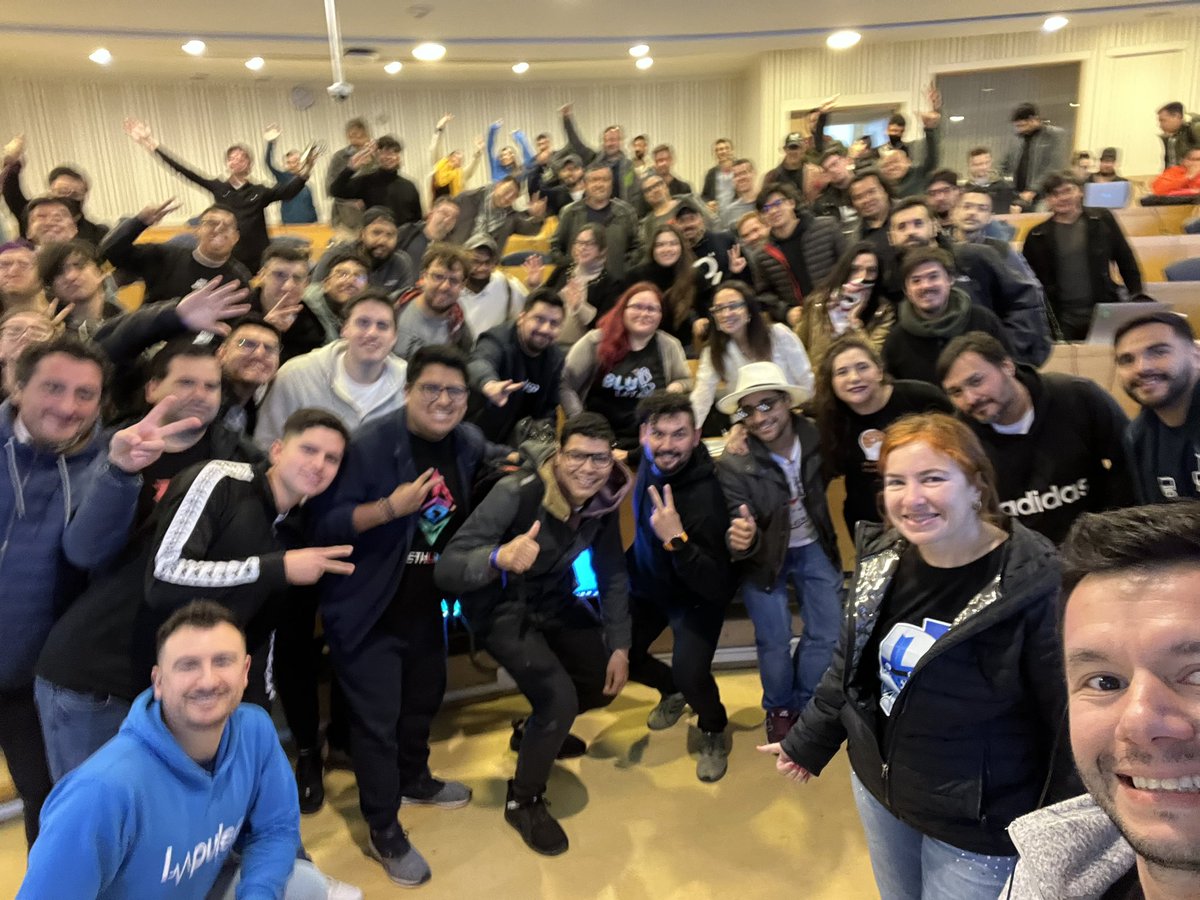 Ethereum_Chile's tweet photo. Terminamos el #bootcamp para desarrolladores gracias a nuestros sponsors @EF_ESP @EFDevcon @0xPolygon @worldnetwork @metaclubcl @welook_io @SomosColledge @celo_esp 

Gracias a @UAI_CL @NegociosUAI por prestarnos la casa 🏠 

Nos vemos el próximo año! https://t.co/DfBMjzIigq