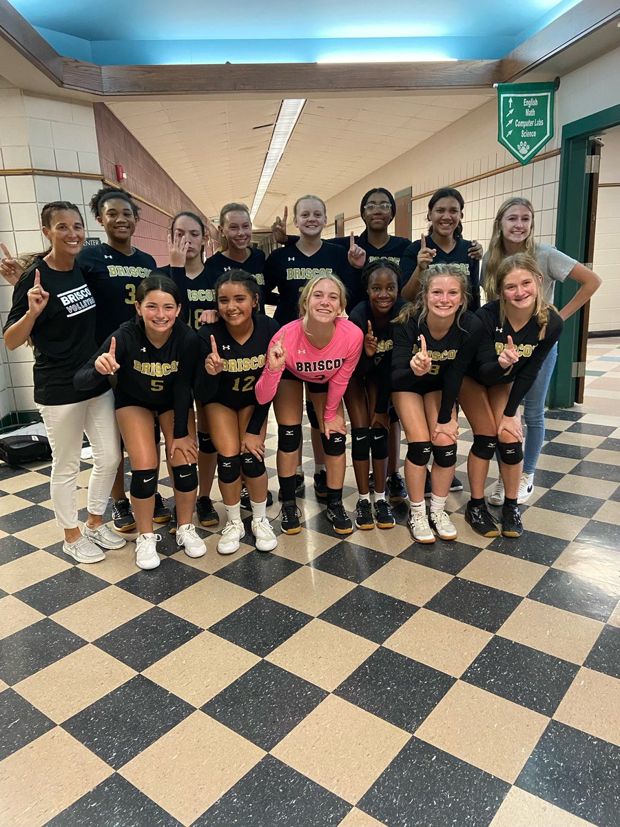 MrsCook_'s tweet photo. Congratulations to Briscoe 8A &amp; 8B on bringing home the gold medals in their brackets today at the Brenham Tournament! These girls battled some tough teams and came out on top! @briscoe_eagles @BJHAthletics @BJHGirlsAth #RiseasONE 🖤💛🏐🦅🥇💛🖤 https://t.co/RpzhH9Dw2e