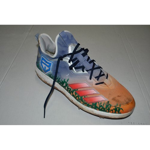 Want these cleats I wore during the Field of Dreams Game?! Get your bids in by Sunday Night 8pm EST, all proceeds benefit <a href="/StJude/">St. Jude</a>! Up for auction at atmlb.com/3RcLrH5