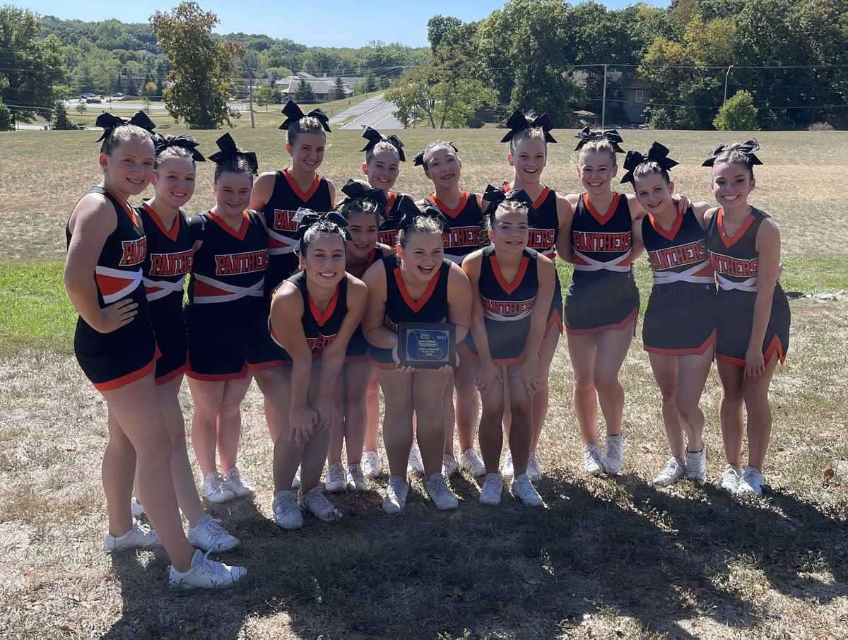 ogcheer's tweet image. Third place at KC Regionals!! 💪🏻🎉Time to get ready for State in December 🐾🎉#GoPanthers