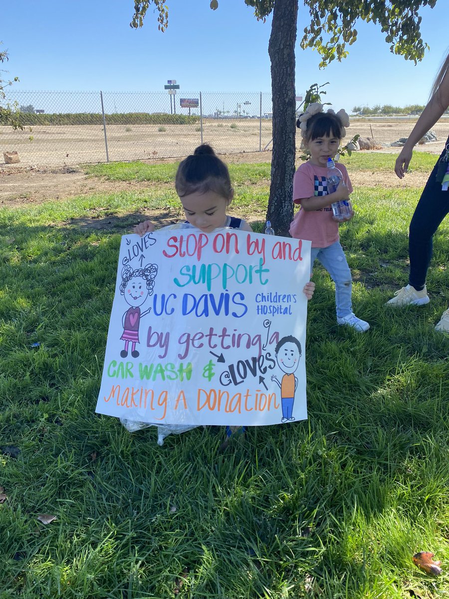 CMNatUCDavis's tweet photo. Do we have a deal for you! A Kona Ice, a car wash and a chance to help hospitalized kids 👍 Sounds triple good, right? Then visit @LovesTravelStop in Lodi today to support @CMNHospitals @UCDavisChildren and kids in our 33-county service area! #fundsstaylocal https://t.co/fRzJRyuw7P