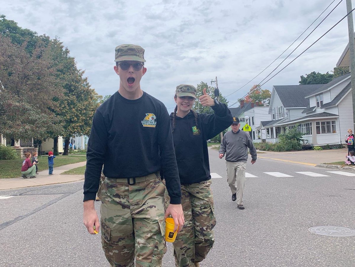 nmurotc's tweet photo. Happy Homecoming Wildcats! A look back at the parade yesterday! 

#saturdayspotlight #learntolead #nmuhomecoming #3rdrotcbrigade #leaderswanted https://t.co/bLoK61HMmd