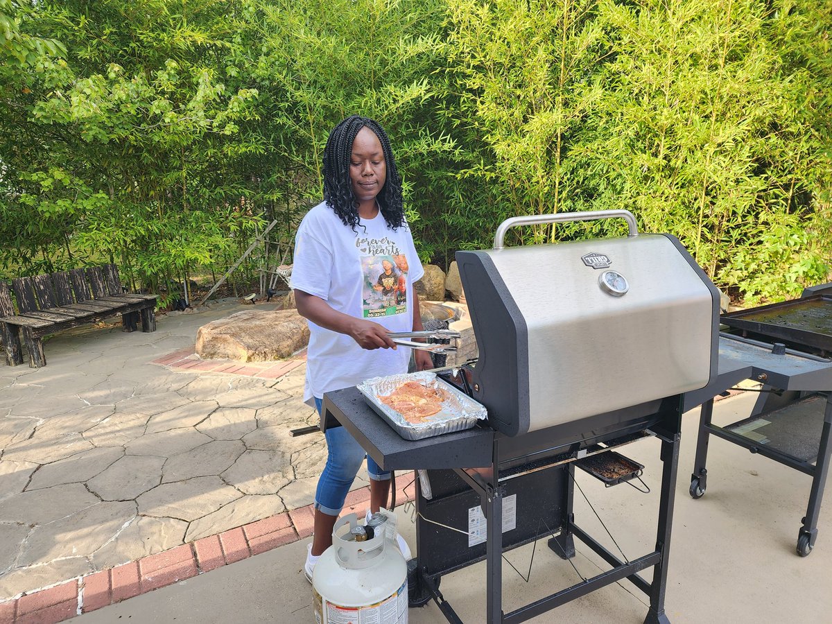 IIIGaither2's tweet photo. ...look whos on the grill now!!! #LongLiveJordan t shirt https://t.co/YPckaZ44xD