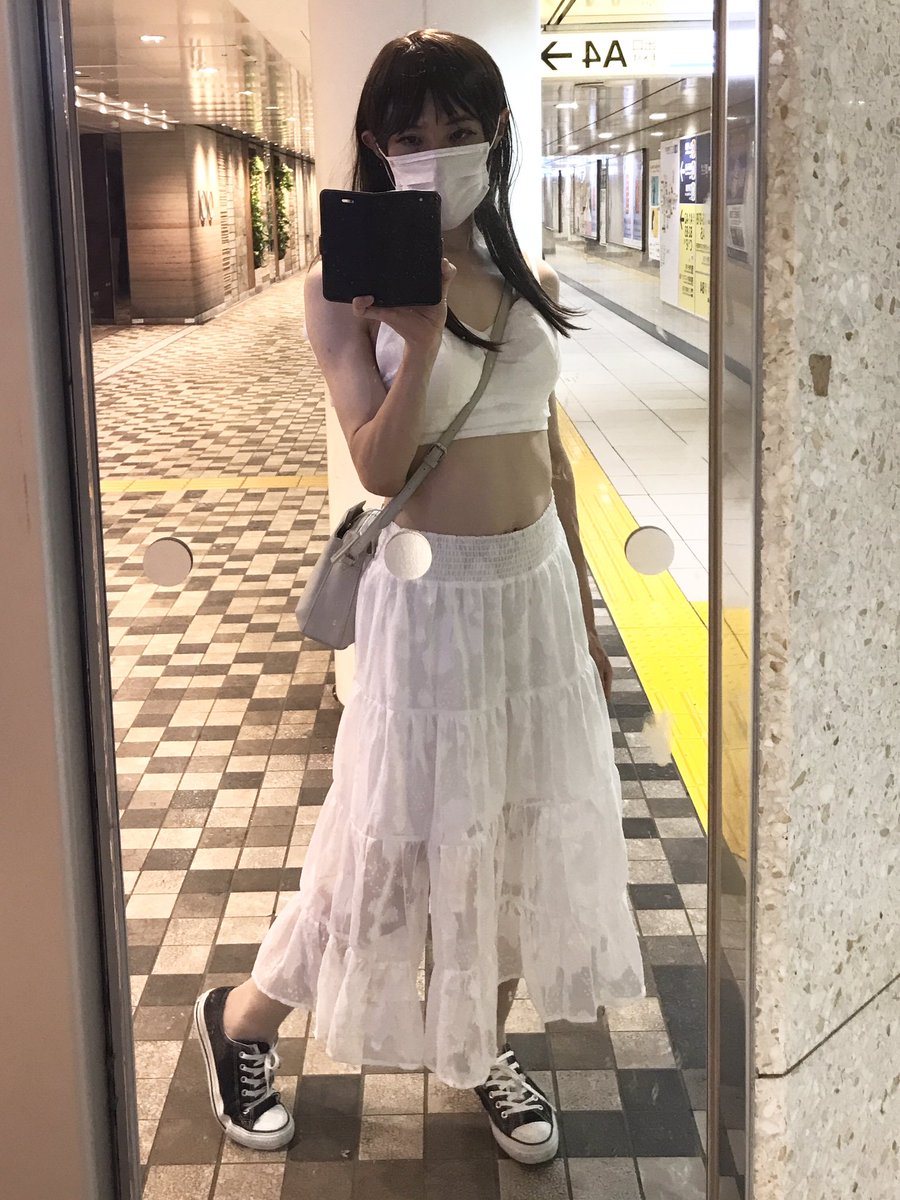 akcitren's tweet photo. 家着いたけど、まだ着替えたくないよぅ… https://t.co/c5hm4Y6oha