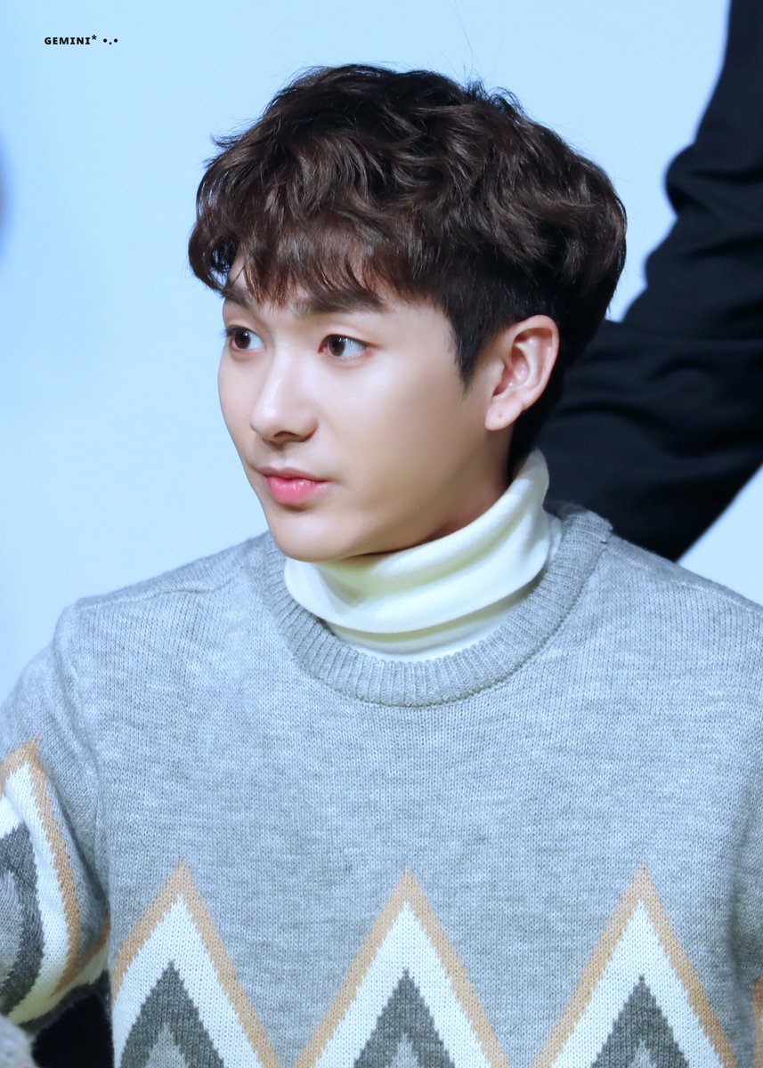 aronhourly's tweet photo. #ARON #아론 #곽아론 #AARON ♡ https://t.co/gWpZ4fz0ZH