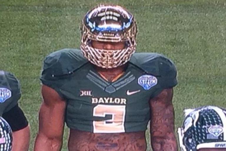 Dom2K (That Dom Guy) on Twitter "Lebron playing college football in 2025"