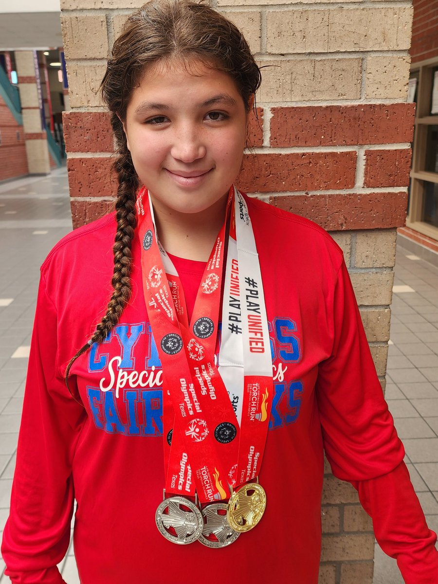 Jessica_Lavon's tweet photo. Swim Meet today for Cy-Fair Special Olympics! @CyFairISD Proud of my girl! I love all of her coaches and how much fun she has. https://t.co/PlFpezBVvY