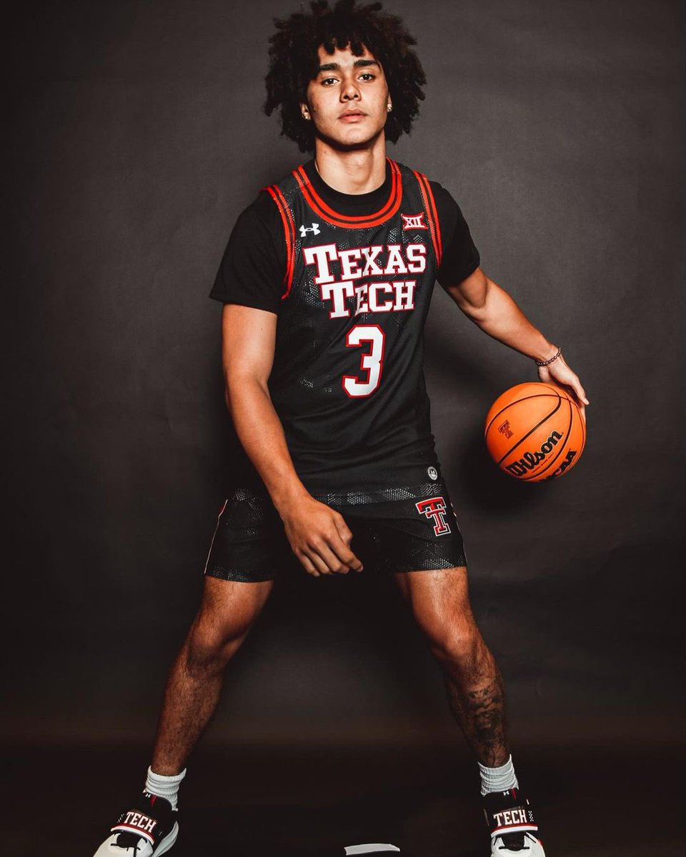 brhoops's tweet photo. 2024 Five-star Elliot Cadeau took his official visit to Texas Tech👀🔥 

Y’all trynna see the him hoop for the Red Raiders?! @ElliotCadeau https://t.co/kHtBUpA3Bp