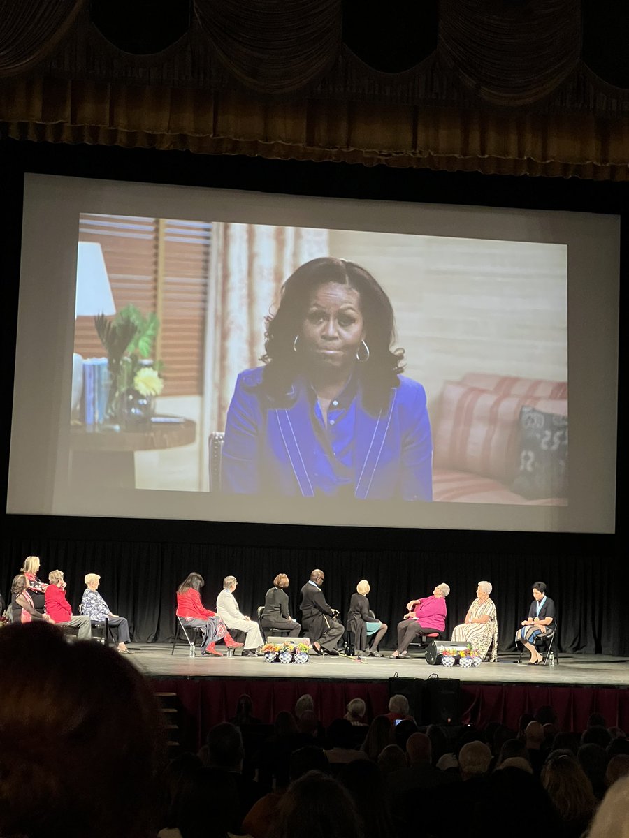 Maureen McGuire tweet media