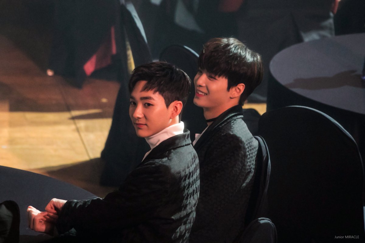 aronhourly's tweet photo. #ARON #아론 #곽아론 #AARON ♡ https://t.co/GS1e5LWHuX