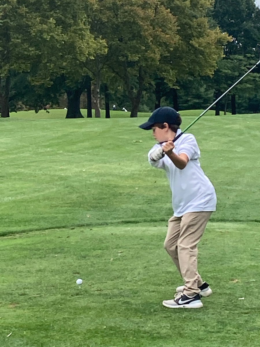 ERMSAthletics's tweet image. Huge day for Eversole Golf! Our Boys team are Central Ohio Champs! They shot a 303 at Raymond Memorial today to capture 1st-Place at the Central Ohio MS Golf Championships. Will led the way with a 70. So proud of you, boys! 🦅🏌🏼‍♂️🔥🥇