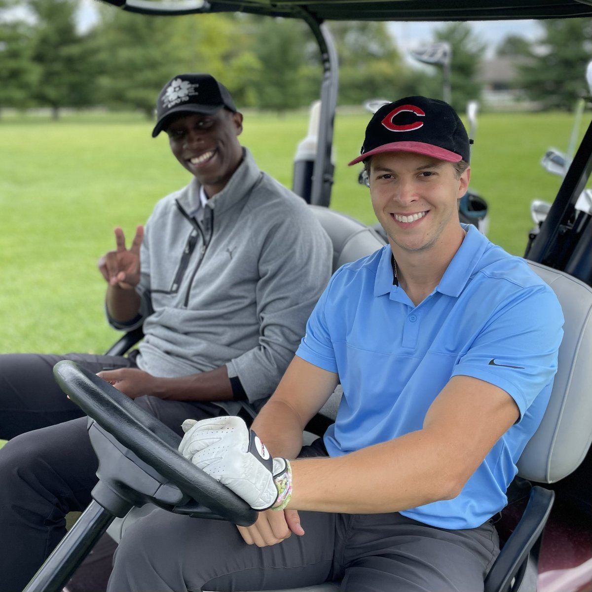 DrPhil_UDdpt's tweet photo. Thanks to @Smooth_Jordan @SlipperyFox10 and Dr Rubino for joining #teamOrion at the #UDDPT golf outing! https://t.co/OwaGRP4f14