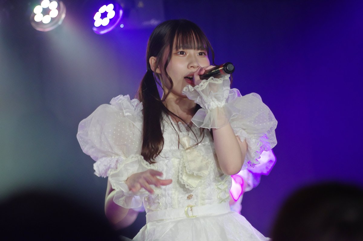 mugennkidou4444's tweet image. ２４日　ＣＯＳＭＩＣＬＡＢ
◇ｐａｍｐｌｅｐｏｐ
●絶対独占主義
●トップバッター
●みるみる夢見る
●ロマンスは言えないまま
●フツーに奇跡

レポートは下記のとおり
mixi.jp/view_diary.pl?…

#ＣＯＳＭＩＣＬＡＢ
#ｐａｍｐｌｅｐｏｐ（@pp__info）　
#森元彩乃
#下司萌
#恋未のどか
#甘夏あも