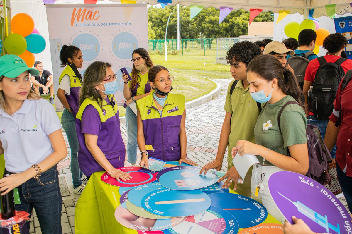 PedroDavidTM's tweet photo. Junto a mi hijo #DavidAlejandro, estuvimos en el cierre de la #SemanaAndina en la @Unimagdalena.
 
#HablamosClaro sobre la Salud Sexual y reproductiva de las y los adolescentes y jóvenes. https://t.co/DJWbPauf0s