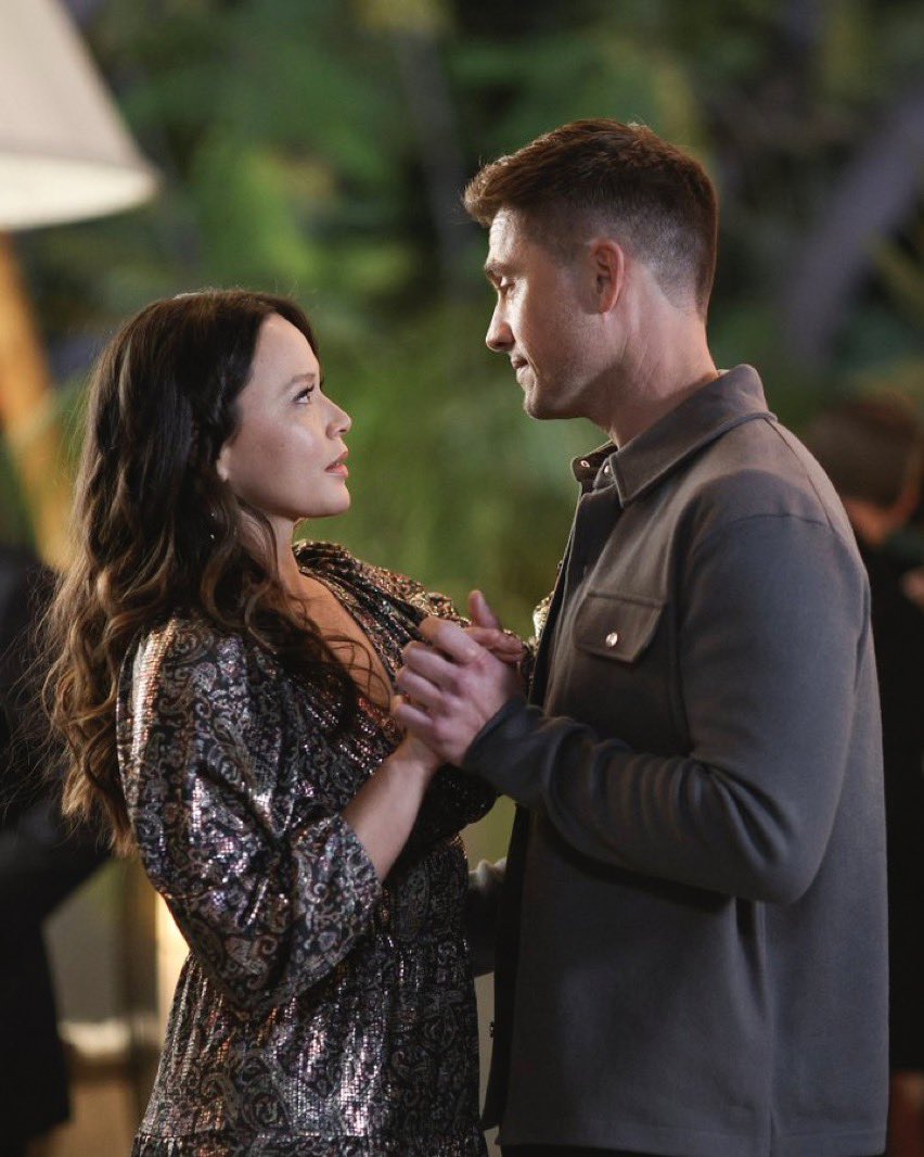 murphallo's tweet photo. so you ship this couple? quote them https://t.co/eS9kjvrzi0