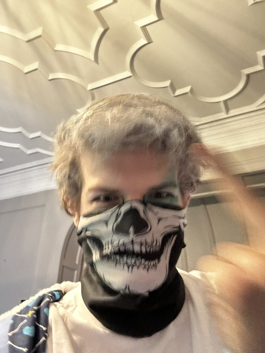 Lost a Minecraft tournament dressed as sans losing my damn mind